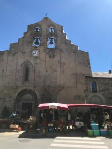 Maisons de vacances Gites Ardoise et Girolle Formigueres : photos des chambres