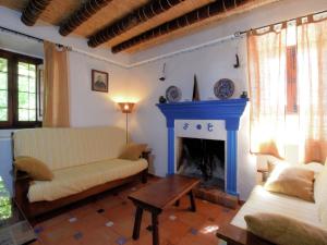 Cottage in Fuentes de Cesna with swimming pool