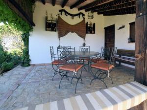 Cottage in Fuentes de Cesna with swimming pool