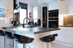 Luxury Flat 8 near Metro