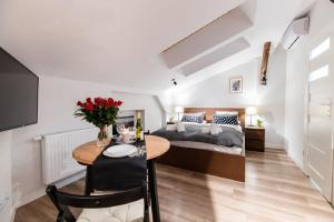 DIETLA 99 APARTMENTS - IDEAL LOCATION - in the heart of Krakow