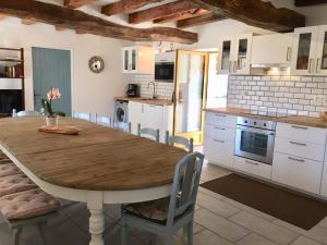 Villas Boutique Farmhouse Cottages with Pool, 6 Bedrooms - Angulus Ridet (Loire Valley) : photos des chambres