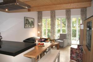 Ferienhaus Menuett - Kamin - Terrasse - Elbblick