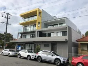 Nouveau On Young - Minmi