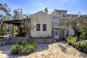 Gera's Olive Grove - Elaionas tis Geras Lesvos Greece