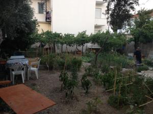 House with garden in Daskalopetra, Vrontados Chios-Island Greece