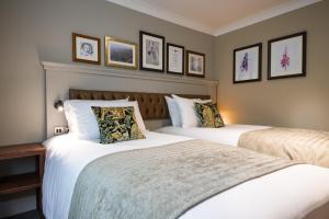 The Foxglove by Innkeepers Collection