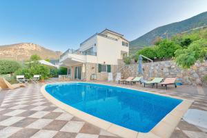 Villa Bamour With Paradise View Argolida Greece