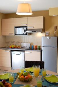 Villages vacances Lagrange Grand Bleu Vacances – Residence Le Mas de Torreilles : photos des chambres