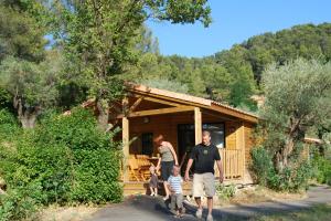 Campings Residence Lagrange Vacances - Les Cottages Varois : photos des chambres