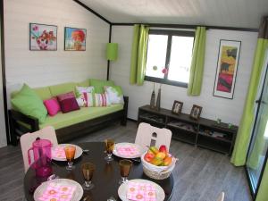 Campings Residence Lagrange Vacances - Les Cottages Varois : photos des chambres