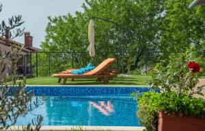 Modern Villa di Rovigno with Pool, Hot Tub and Sea View