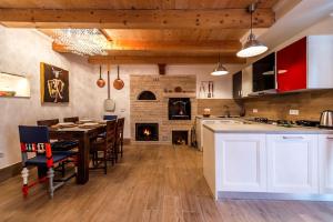 Villa Art House with Pool