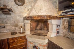 Rustic-Holiday Home Vani with Tavern, near Porec