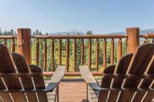 Huckleberry Hideaway