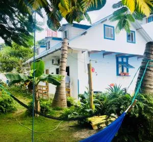 Hotel Santorini - 莫姆皮切