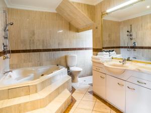 U Suites on Courtenay