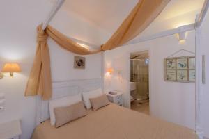 Vardia Bay Studios Folegandros Greece