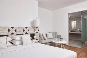 Mykonos Kosmoplaz Beach Resort Hotel Myconos Greece