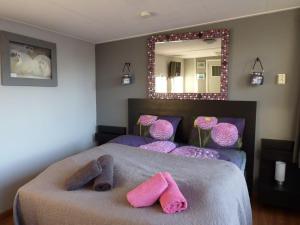 Double or Twin Room with Private Bathroom room in Pension Even Buiten