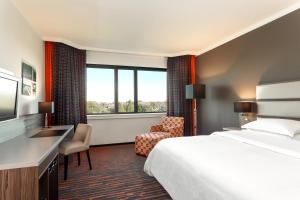 Superior Queen Room room in Sheraton Essen Hotel