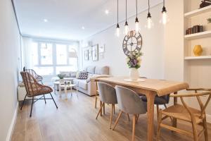 Arjona Riverside Central Deluxe by Valcambre