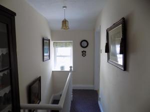 Traditional homely welsh town house, 4 bedroom "aunty Marys"