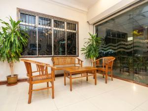 Fully Hotel Desa Tebrau