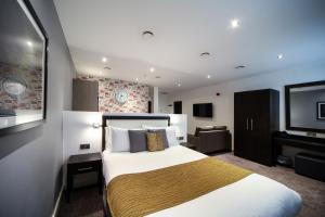EPIC Apart Hotel - Seel Street