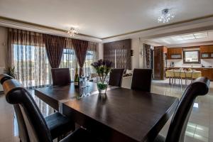 Villa Callista with Private Pool