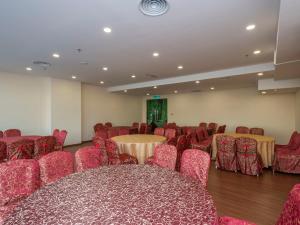 Hotel Holmes Gp