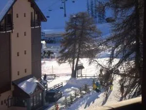 Appart 4 p pied des pistes Risoul 1850 - 埃格里尔