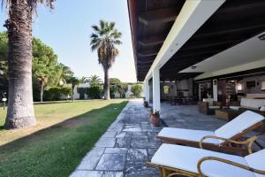 Seafront palm villa Halkidiki Greece