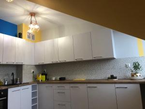 Sunny Apartment