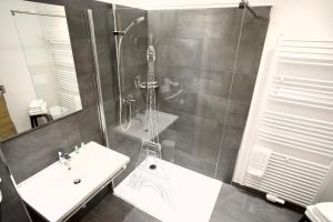 Bahnhof-Erzingen, hotel, coffee & more