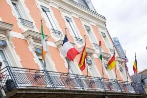 贝斯特韦斯特旅行者酒店 - 富热尔