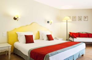 Hotels Best Western Hotel Le Paradou Avignon Sud. : photos des chambres