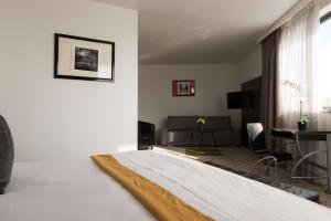 Hotels Best Western Le Galice Centre Ville : Chambre Lit King-Size Familiale