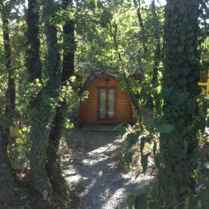 Campings Roulottes et Cabanes de Saint Cerice : photos des chambres