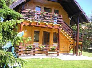 Brvnara i Apart Zlatiborski Mir