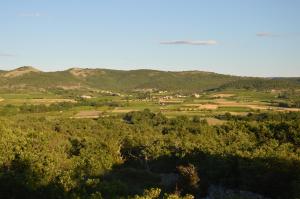 Campings Roulottes et Cabanes de Saint Cerice : photos des chambres