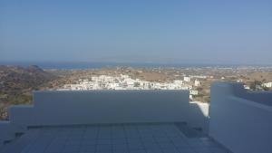 Vivlos. Maisonette with View