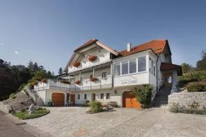 Gästehaus Pension Lang - Pernerstorf