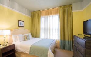 Deluxe Queen Room room in Hotel DeLuxe a Provenance Hotel