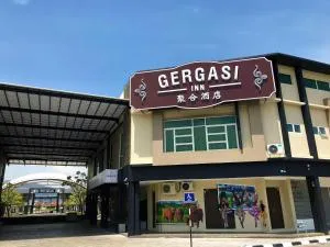 Gergasi Inn - Kampong Tamboh