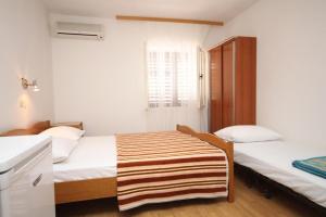 Studio with Terrace room in Apartments with a parking space Seline Paklenica - 6629