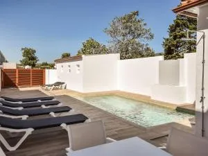 BelvillabyOYO Can Sala - Solíus