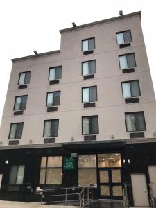 Accommodation in Bronx