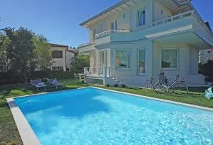 Villa Sabine: New Modern villa with Private pool - Toscolano Maderno