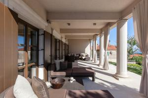 Exclusive Villa Marnano - Split center